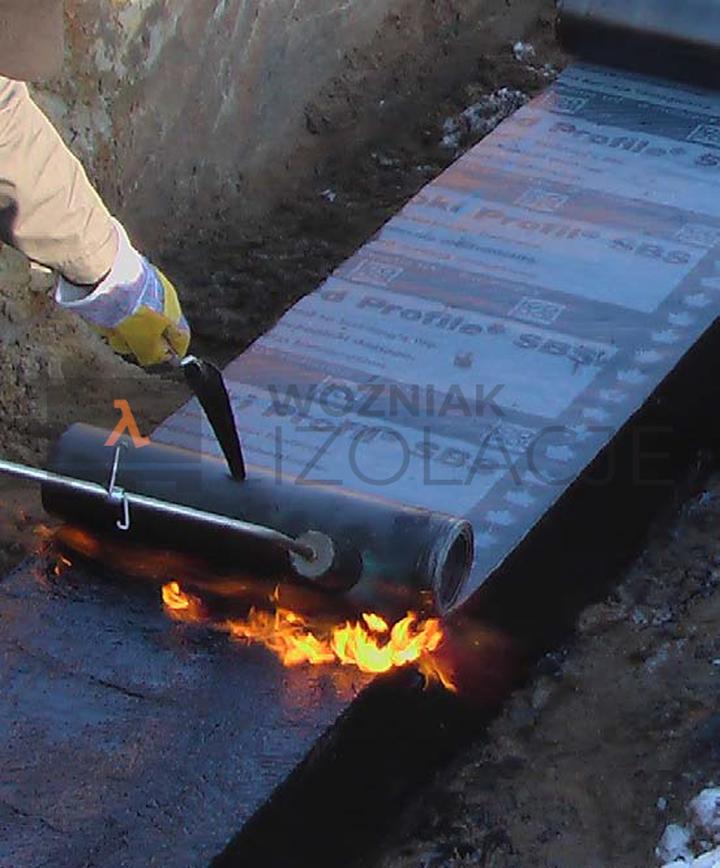 Jak wybrać papę fundamentową