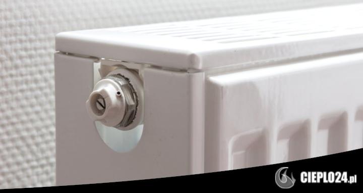 Praktyczny przewodnik: Jak zamontować automatyczny odpowietrznik do kaloryfera?