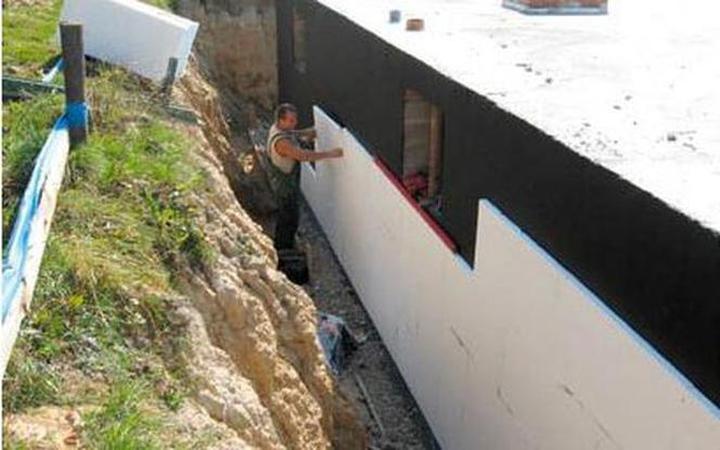 Ocieplenie stropu piwnicy