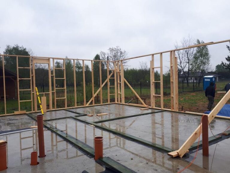 Zrób to sam: Przewodnik po fundamentach dla domu szkieletowego