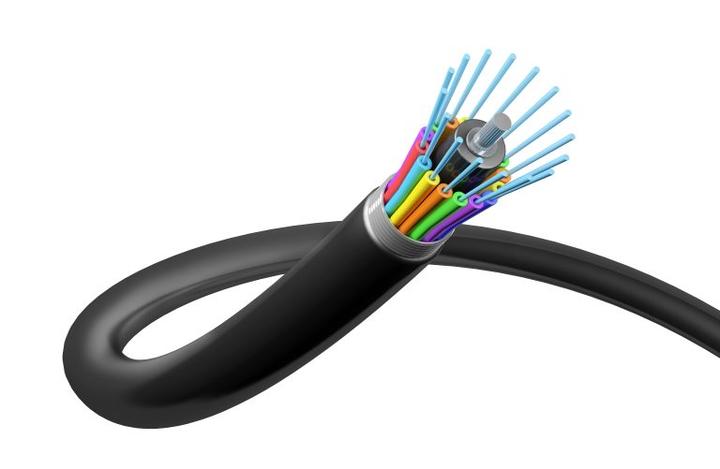 Sekrety konstrukcji: jak zbudowany jest światłowód?