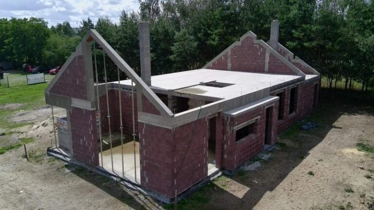 Budowa domu pasywnego w praktyce – jak skutecznie zrealizować swoje marzenia?